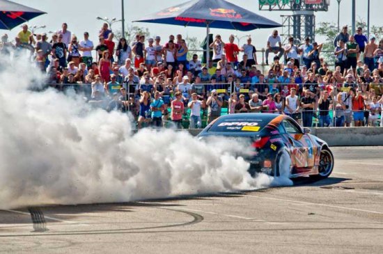 Абсолютный Чемпион Украины по Дрифтингу 2011 года - на шинах Maxxis MA-Z1 Drift