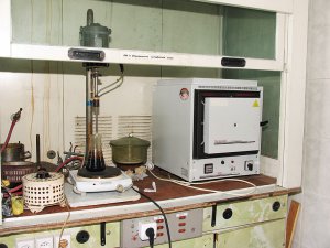 На страже качества. КРОЛ. Заводская лаборатория