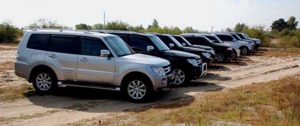 PAJERO-SERVICE