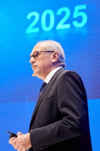 ZF на промышленной выставке Hannover MESSE 2017: решения для оцифровки промышленных технологий