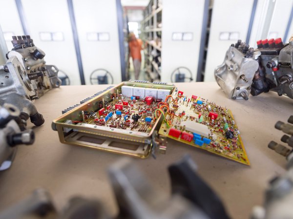 50 років тому Bosch зробив систему впорскування палива електронною