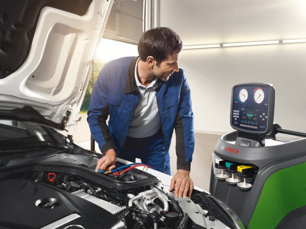 Bosch запускає нову лінійку ACS для інтелектуального обслуговування автомобільних систем кондиціонування Bosch запускає нову лінійку ACS для інтелектуального обслуговування автомобільних систем кондиціонування