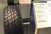 Kumho Road Venture AT61