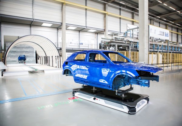 Durr представила EcoProFleet – первую автоматически управляемую тележку для покрасочного цеха будущего