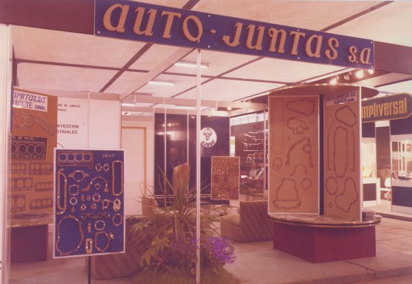 Історія AJUSA