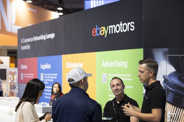 E-commerce та автомобільна галузь: eBay Motors представить майбутнє цифрових продажів на Automechanika Frankfurt E-commerce та автомобільна галузь: eBay Motors представить майбутнє цифрових продажів на Automechanika Frankfurt